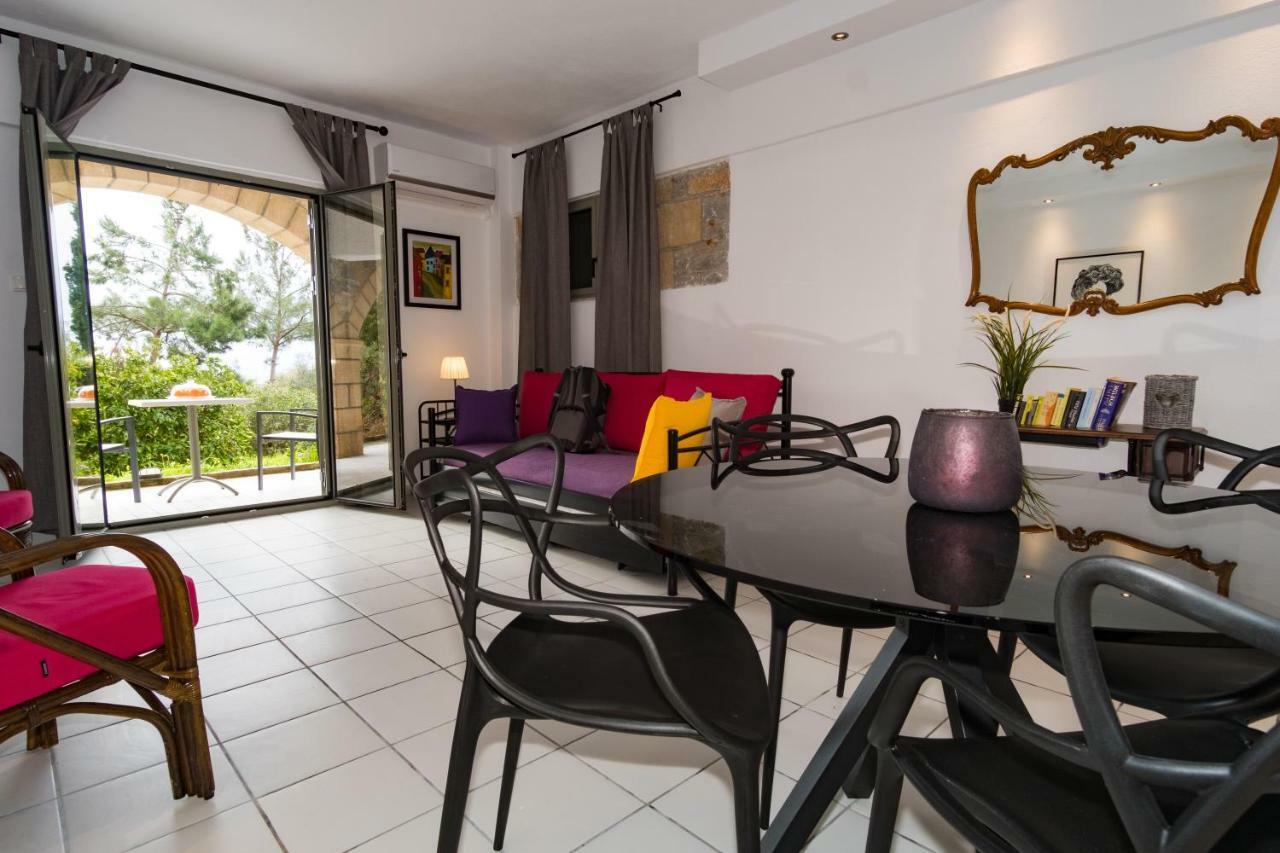 Olympia Zervea Studios With Pool - Apartment การ์ดามมีลี ภายนอก รูปภาพ